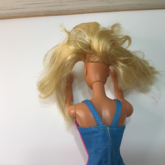 Vintage Beach Barbie Doll - Picture 8 of 15